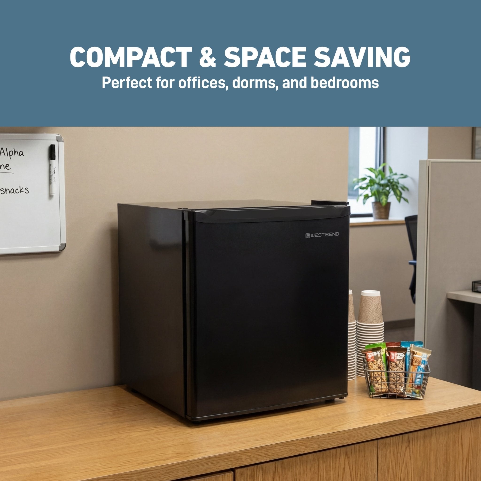 West Bend Compact Refrigerator Automatic Defrost Adjustable Shelves - Image 4